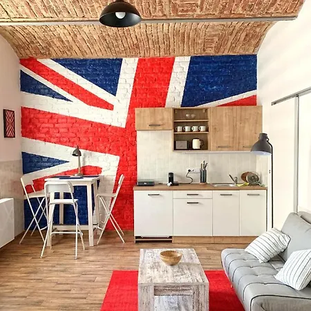 Apartment John Dee